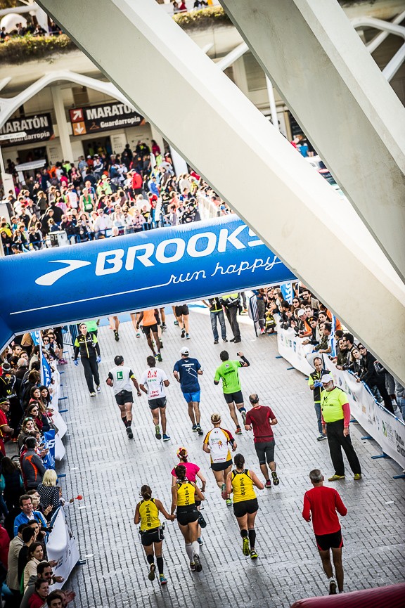 Fotografia deportiva running del Maratón de Valencia Trinidad Alfonso 2014