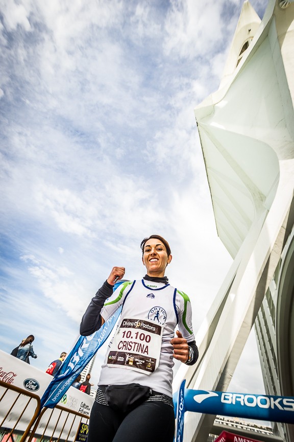 Fotografia deportiva running de la Maraton Valencia Divina Pastora 2013